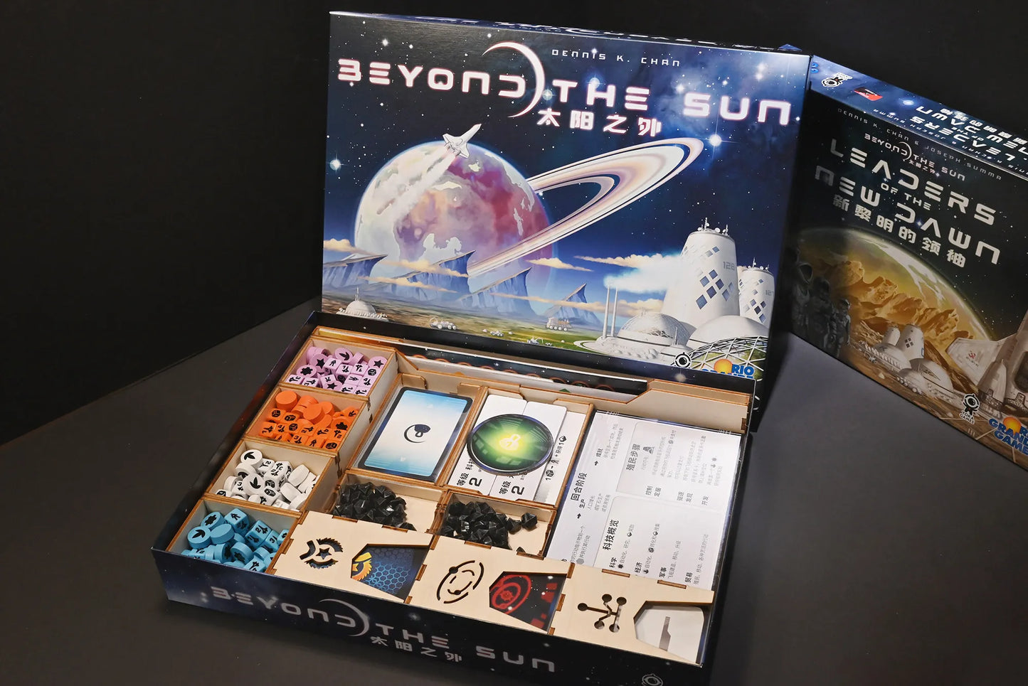 烏鴉盒子-太陽之外 Beyond the Sun 桌遊收納盒 - Boardgamefever