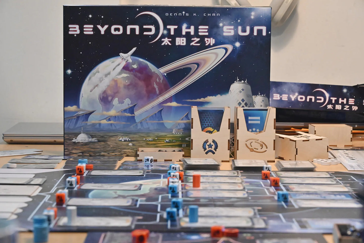 烏鴉盒子-太陽之外 Beyond the Sun 桌遊收納盒 - Boardgamefever