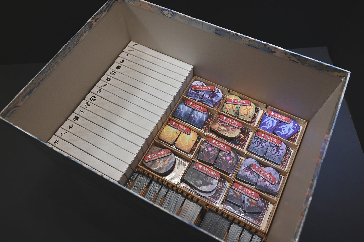 烏鴉盒子-寒霜迷城 Frosthaven 桌遊收納盒