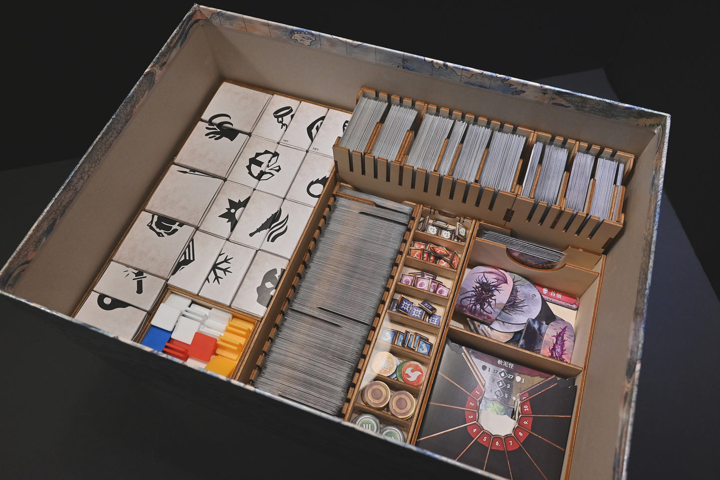 烏鴉盒子-寒霜迷城 Frosthaven 桌遊收納盒