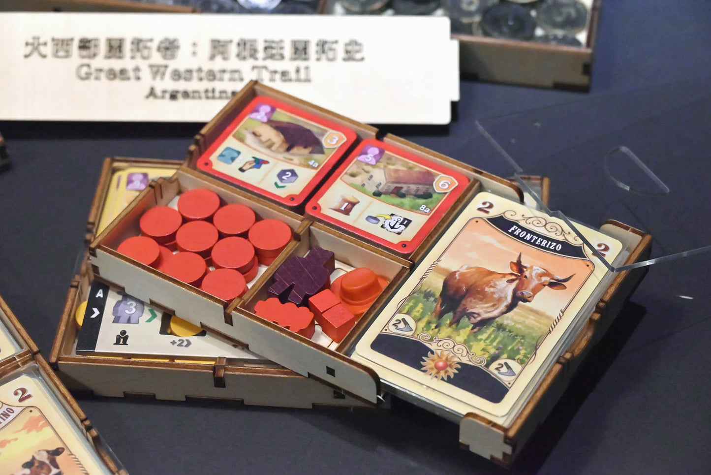 烏鴉盒子-大西部開拓者：阿根廷開拓史 Great Western Trail: Argentina 桌遊收納盒 - Boardgamefever